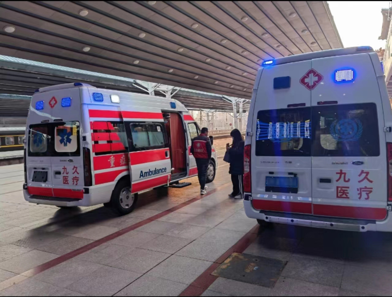 留坝县救护车长途转运